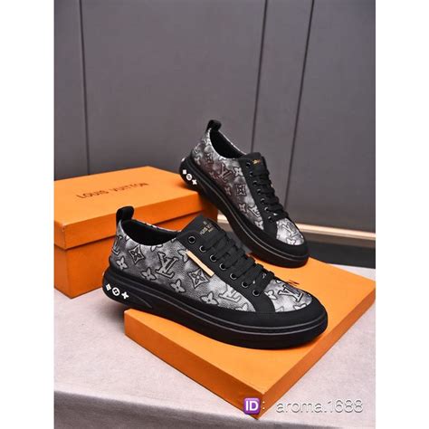 harga sepatu louis vuitton|sepatu Louis Vuitton terbaru.